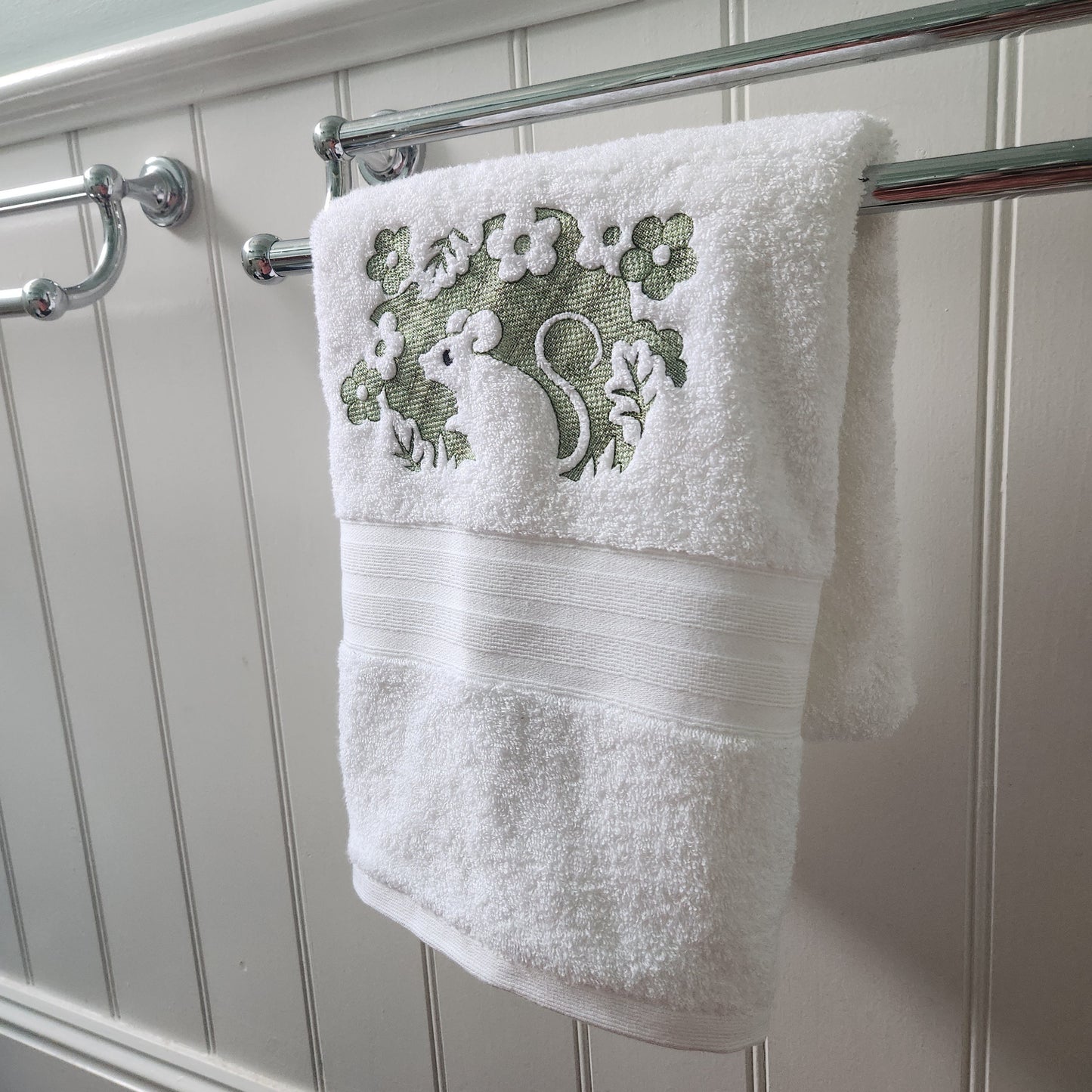 Mouse Embroidered Bath Towel Fall autumn flowers