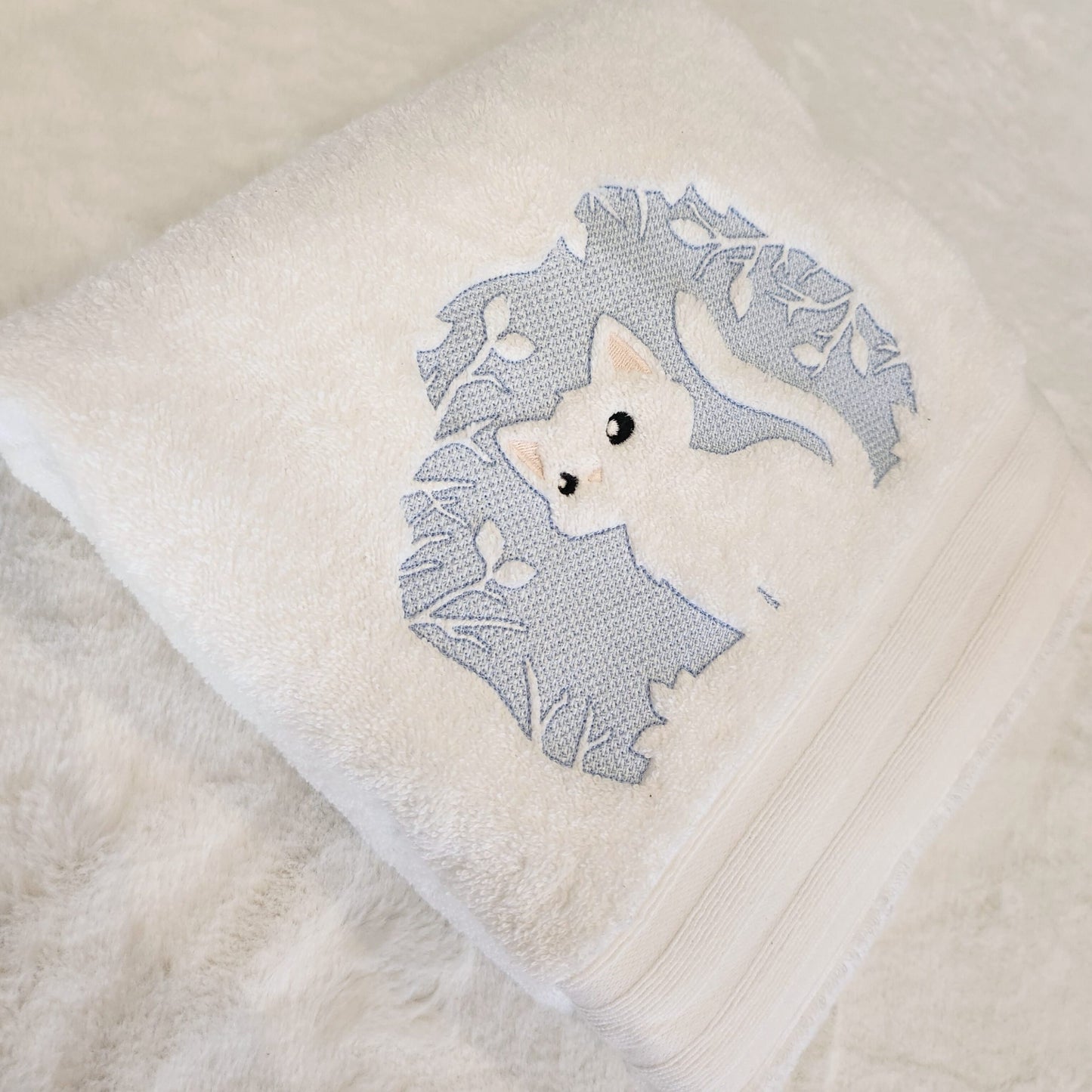 Cat Embroidered Bath Towel blue